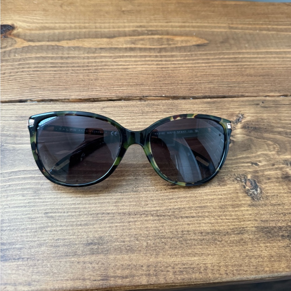 Ralph Lauren Stylish Green Tortoise Sunglasses